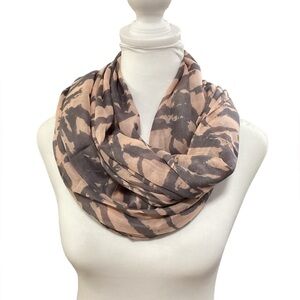 New Spring & Summer thin scarf approx. Measurements 37"x71"‎